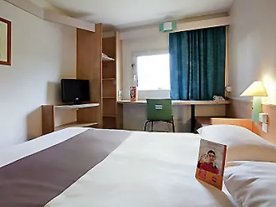 Ibis Gare Montparnasse 15eme Otel